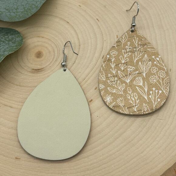 5/$25 Cork on Genuine Leather Tan Floral Teardrop Lightweight Earrings - Picture 4 of 4